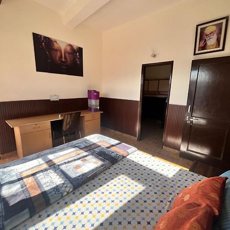 Residence Inn Homestay Шімла Екстер'єр фото