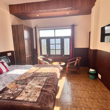 Residence Inn Homestay Шімла Екстер'єр фото