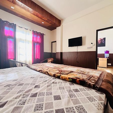 Residence Inn Homestay Шімла Екстер'єр фото