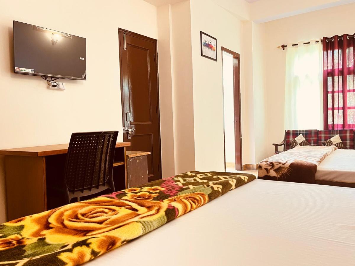 Residence Inn Homestay Шімла Екстер'єр фото
