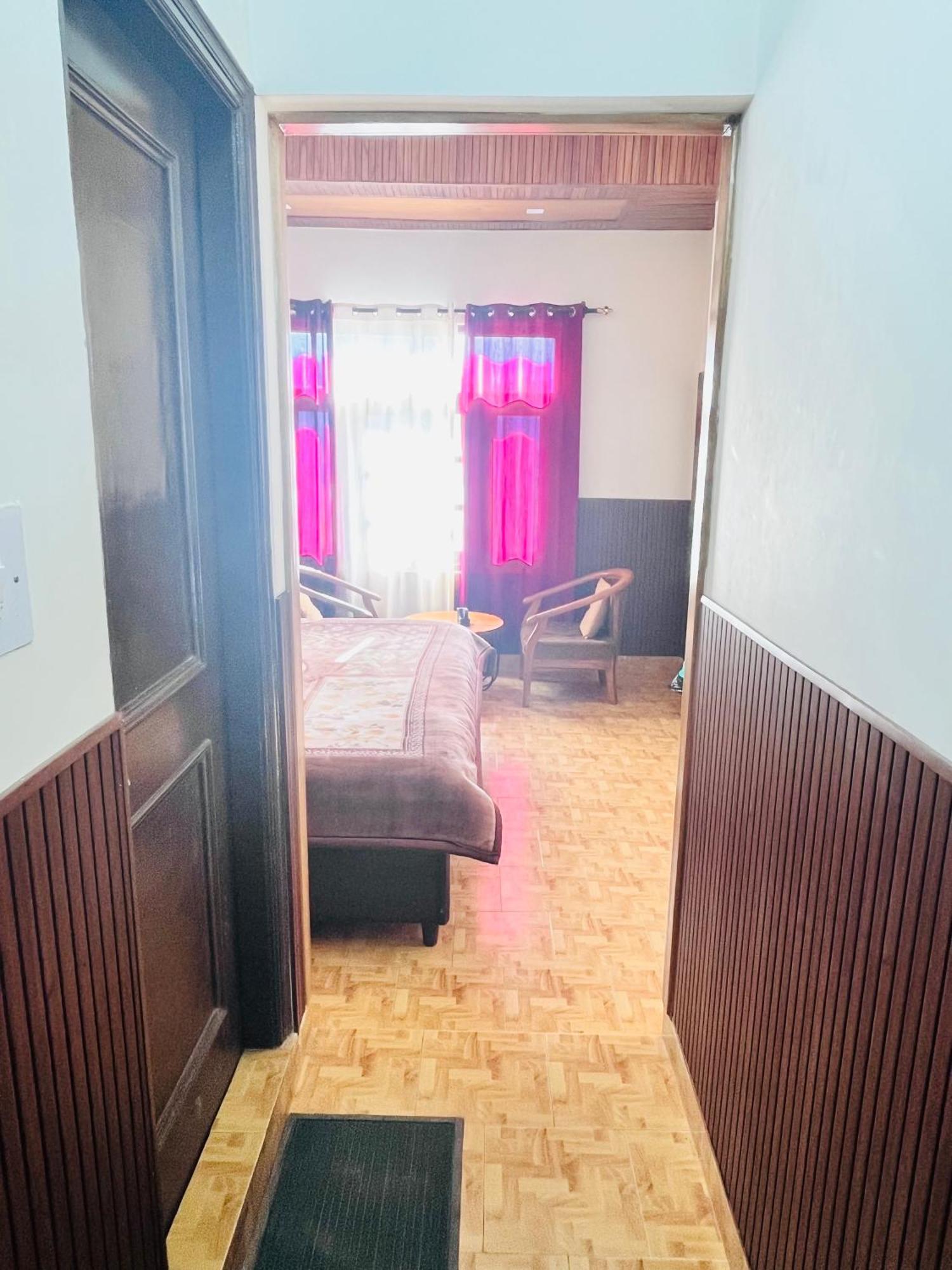 Residence Inn Homestay Шімла Екстер'єр фото